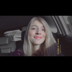 Meet your Posher, Cora